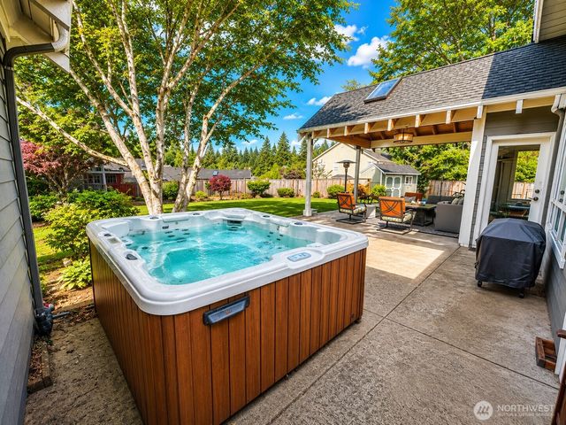 2217 Nut Tree Loop SE, Olympia, WA 98501