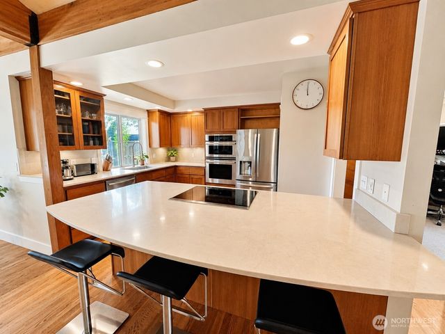 2217 Nut Tree Loop SE, Olympia, WA 98501