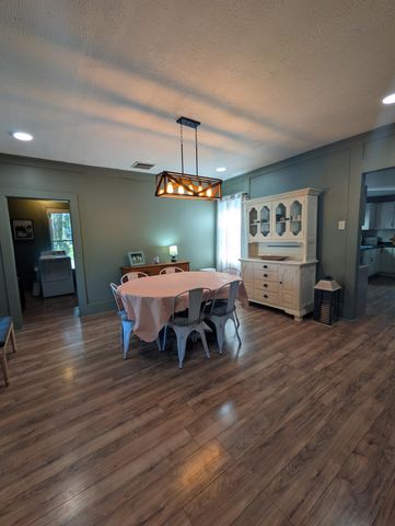 301 N Smith Street, Greenville, MI 48838