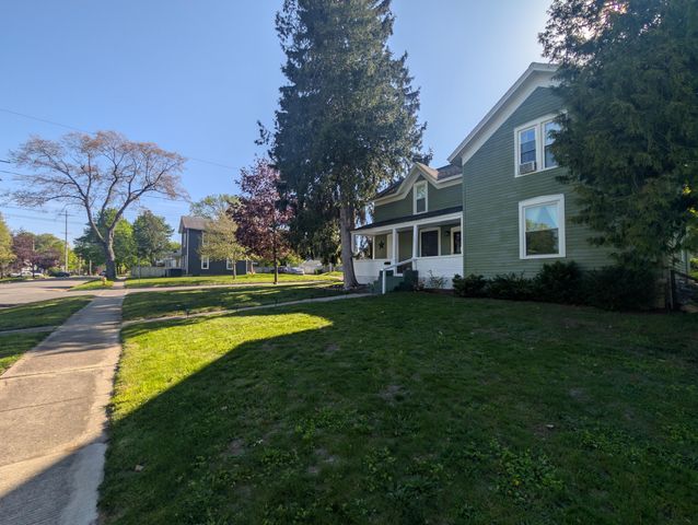 301 N Smith Street, Greenville, MI 48838
