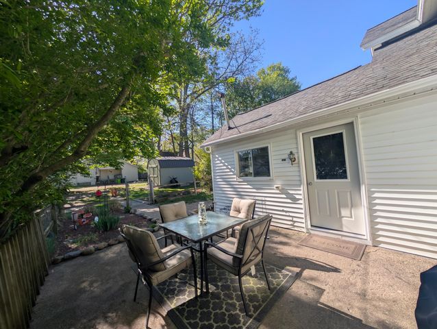 301 N Smith Street, Greenville, MI 48838