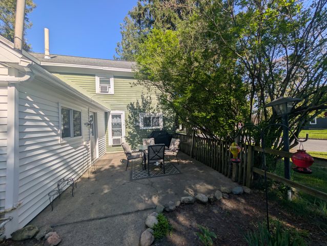 301 N Smith Street, Greenville, MI 48838