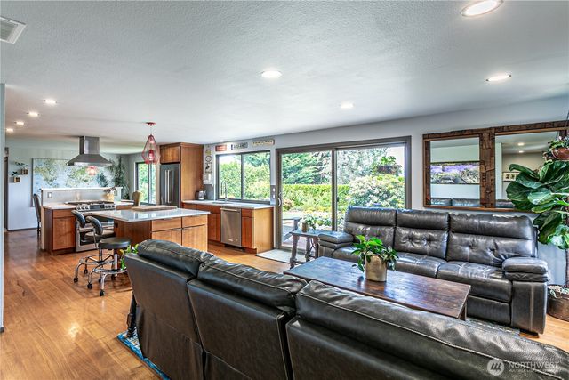 29902 2nd Place SW, Federal Way, WA 98023