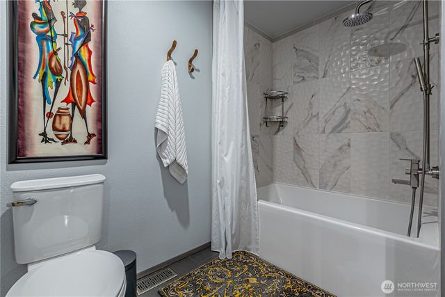 29902 2nd Place SW, Federal Way, WA 98023