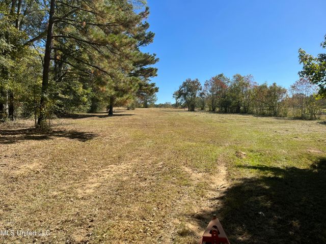 3816 Henderson Road, Jackson, MS 39272