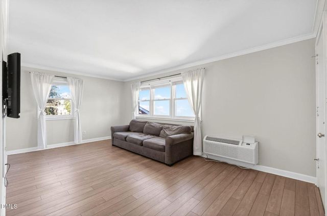 827 Daniels D, Raleigh, NC 27605