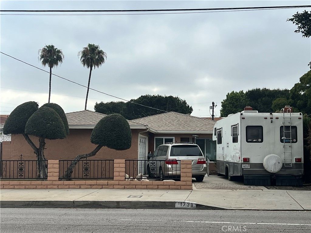 1738 N Wilmington, Wilmington, CA 90744