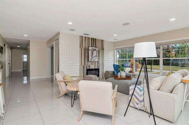 1717 W SAINT ISABEL STREET, Tampa, FL 33607