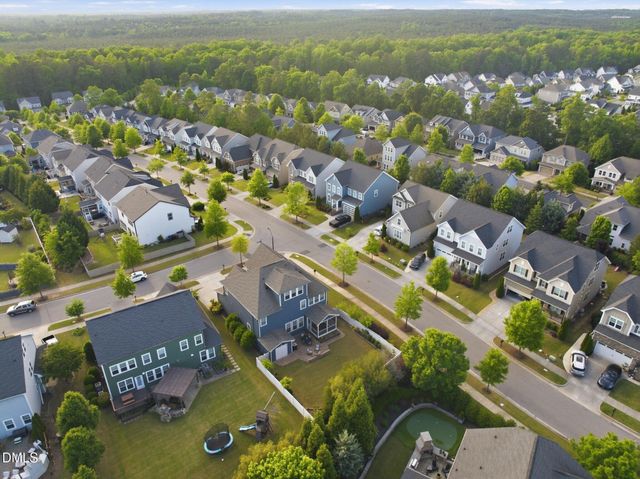100 Climbing Tree Trail, Holly Springs, NC 27540