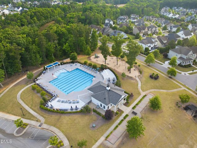 100 Climbing Tree Trail, Holly Springs, NC 27540