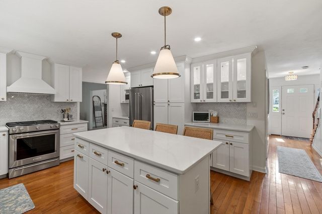 22 Briarwood Drive, Westford, MA 01886