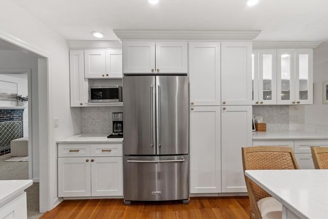 22 Briarwood Drive, Westford, MA 01886