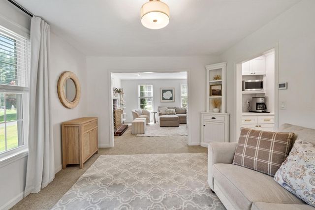 22 Briarwood Drive, Westford, MA 01886
