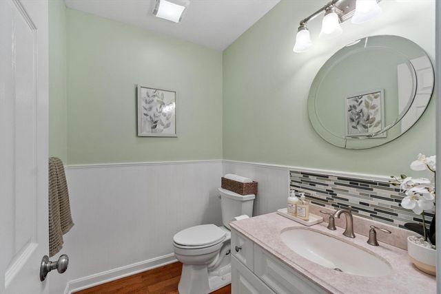22 Briarwood Drive, Westford, MA 01886