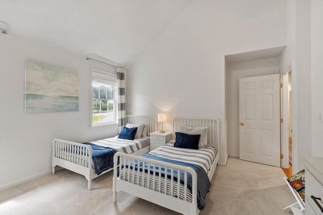22 Briarwood Drive, Westford, MA 01886