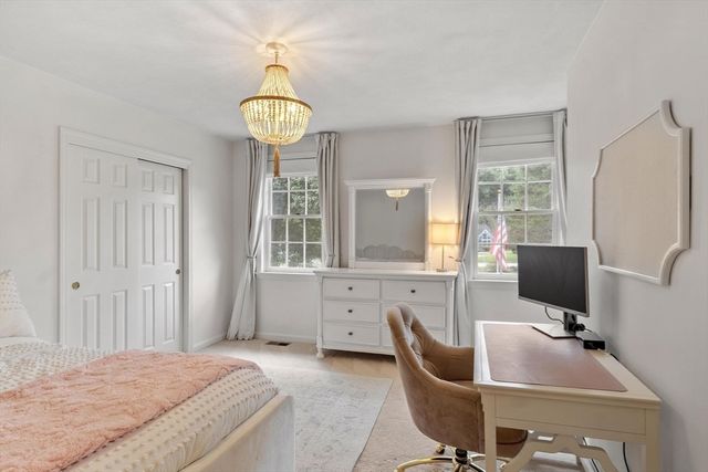 22 Briarwood Drive, Westford, MA 01886