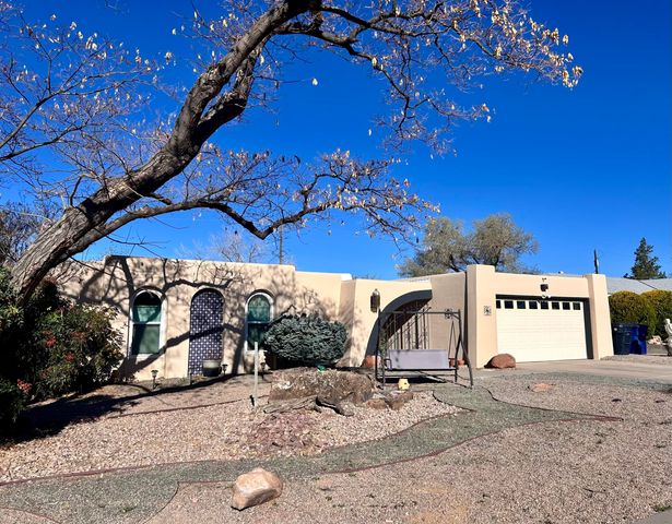 4301 Andrew Drive NE, Albuquerque, NM 87109