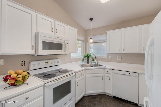 10633 W RUNION Drive, Peoria, AZ 85382