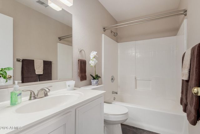 10633 W RUNION Drive, Peoria, AZ 85382