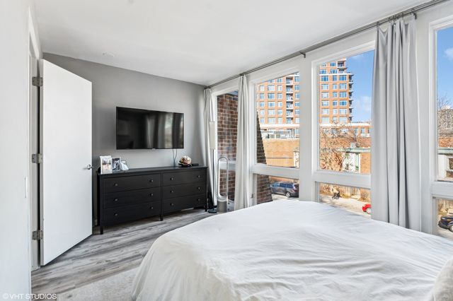 2146 N LINCOLN Avenue A2, Chicago, IL 60614