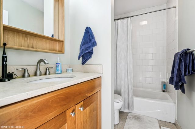 2146 N LINCOLN Avenue A2, Chicago, IL 60614
