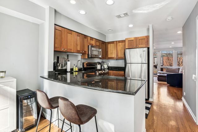 2146 N LINCOLN Avenue A2, Chicago, IL 60614