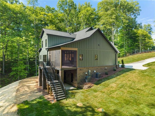 9652 Lissara Camp Court, Lewisville, NC 27023