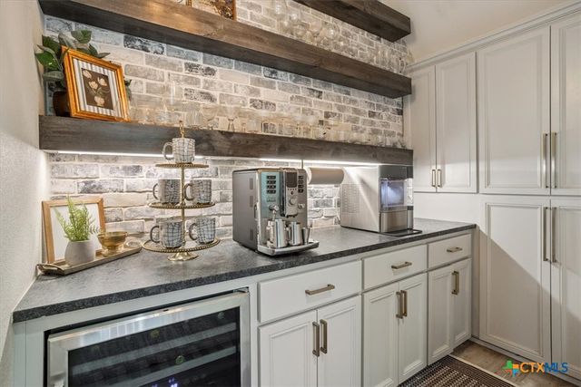 3806 Southlake Drive, Belton, TX 76513