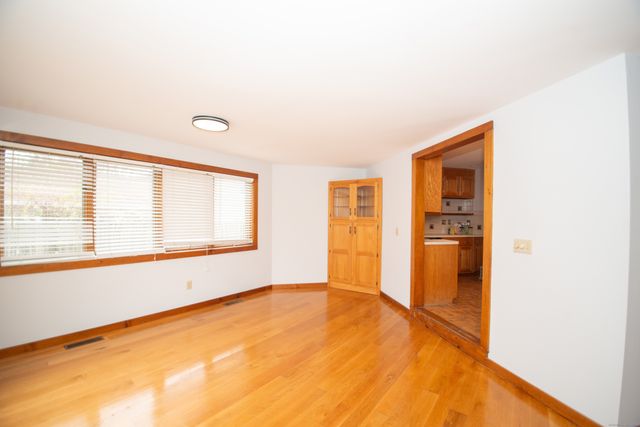 38 Wayland Road, Milford, CT 06460