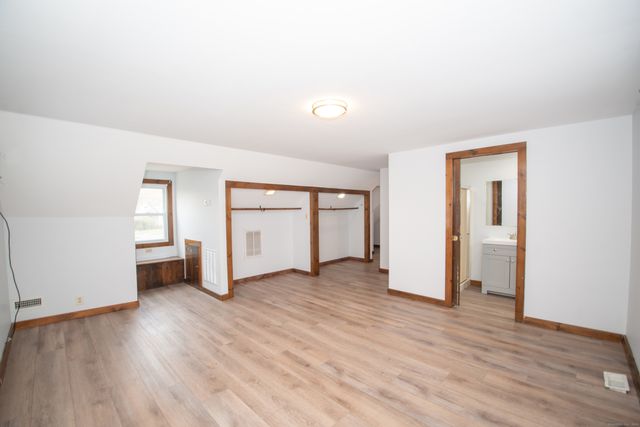 38 Wayland Road, Milford, CT 06460