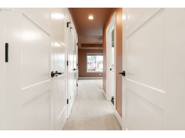 8454 N SEWARD Ave, Portland, OR 97217