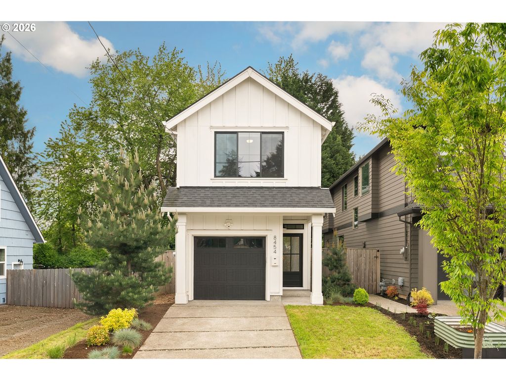 8454 N SEWARD Ave, Portland, OR 97217