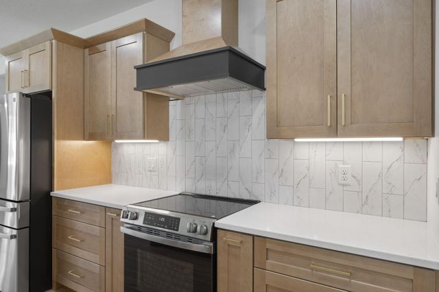 2366 Crescent Road, Navarre, FL 32566