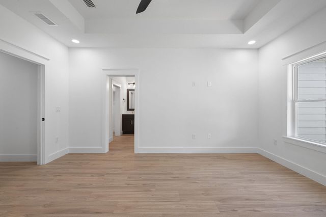 2366 Crescent Road, Navarre, FL 32566