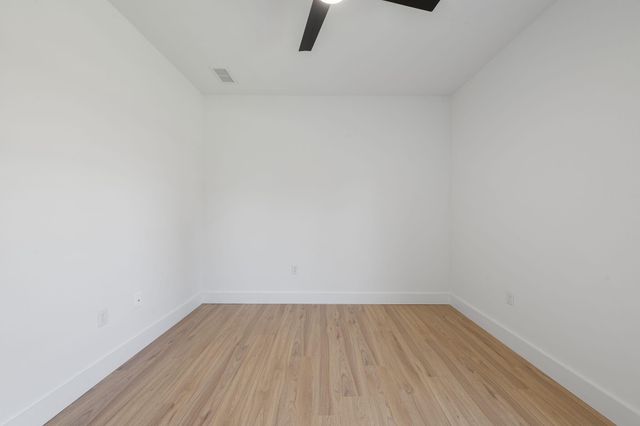 2366 Crescent Road, Navarre, FL 32566