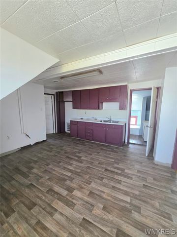 135 Ivy Street, Buffalo, NY 14211