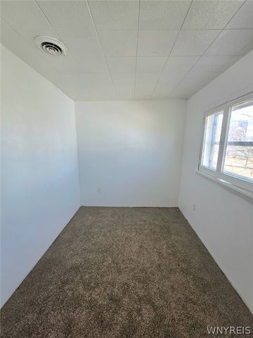 135 Ivy Street, Buffalo, NY 14211