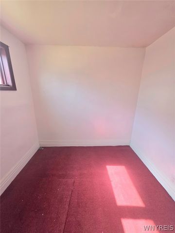 135 Ivy Street, Buffalo, NY 14211