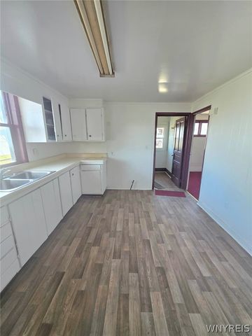 135 Ivy Street, Buffalo, NY 14211