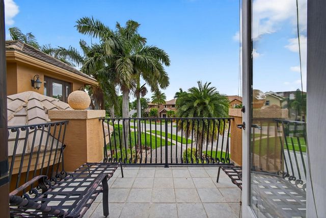 3501 Collonade Drive, Wellington, FL 33449