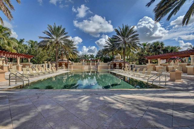 3501 Collonade Drive, Wellington, FL 33449