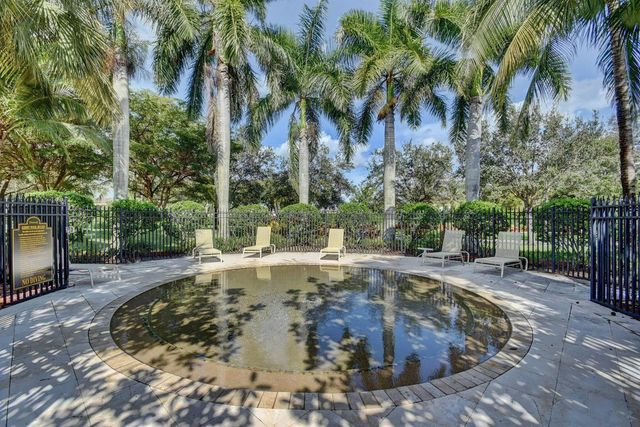 3501 Collonade Drive, Wellington, FL 33449