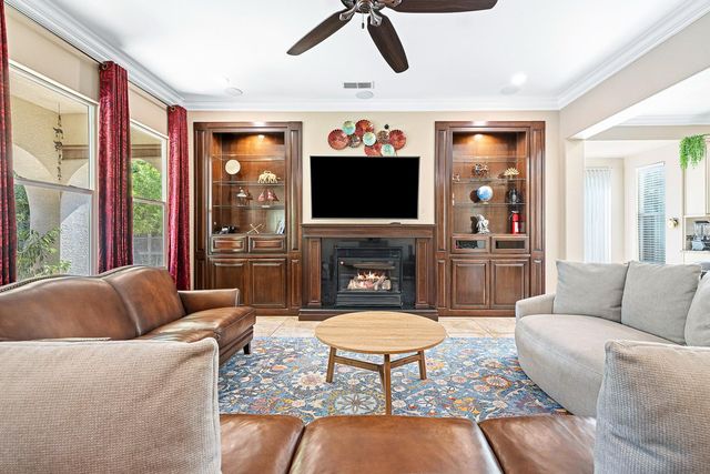 3133 Everglade Avenue, Clovis, CA 93619