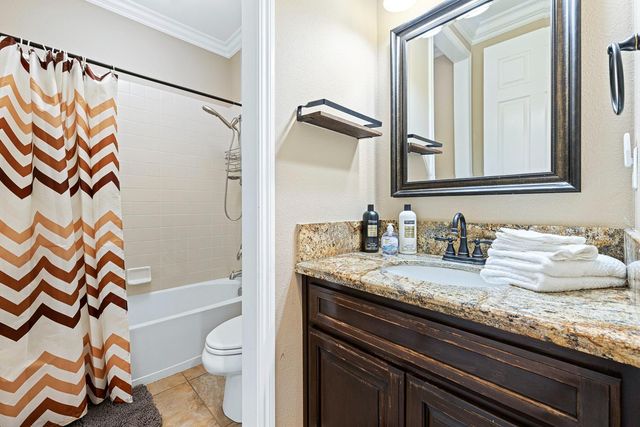 3133 Everglade Avenue, Clovis, CA 93619