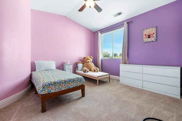 3133 Everglade Avenue, Clovis, CA 93619