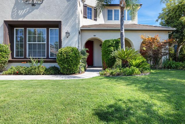 3133 Everglade Avenue, Clovis, CA 93619