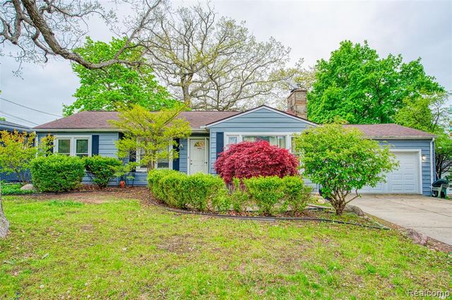 5985 Rowley Boulevard, Waterford, MI 48329