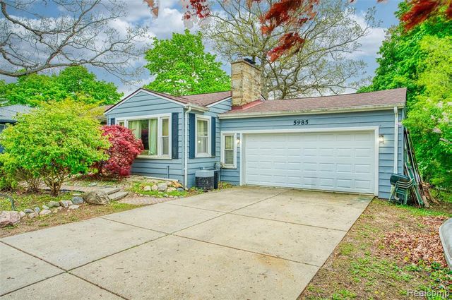 5985 Rowley Boulevard, Waterford, MI 48329