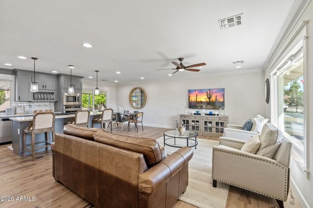 8308 E VALLEY VIEW Road, Scottsdale, AZ 85250