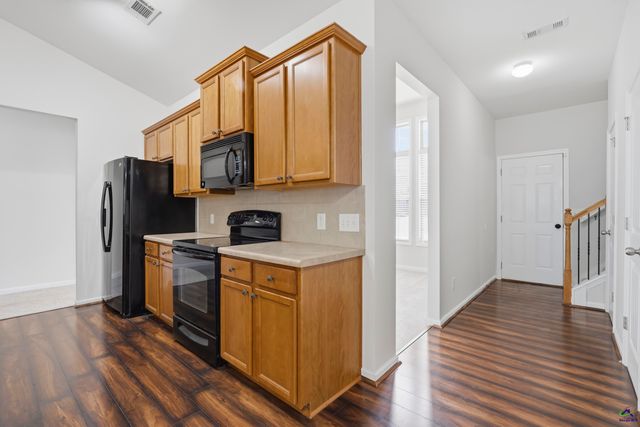 108 Shady Bank Lane, Byron, GA 31008
